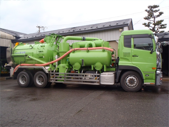 13t超特殊強力吸引車